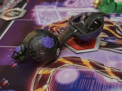 Darkus Fangzor Core (LE Mythic)