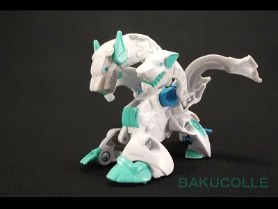 Haos Howlkor Ultra (Takara Tomy)