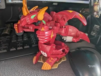 Pyrus Blitz Dragonoid (Deka)