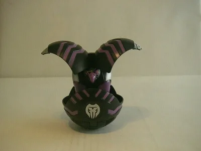 Darkus Falconeer (Deka)