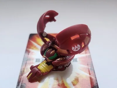 Pyrus Bee Striker