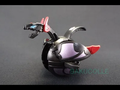 Darkus Pyro Dragonoid (Sega Toys)