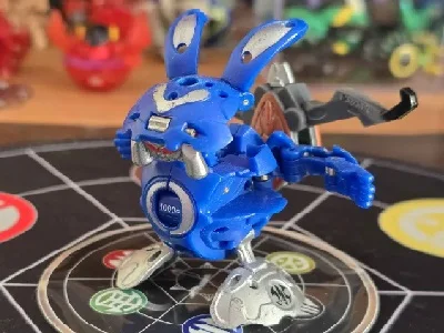Aquos Infinity Trister (Diecast)