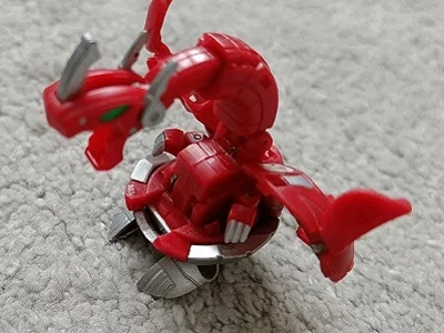 Pyrus Iron Dragonoid (Plastic)