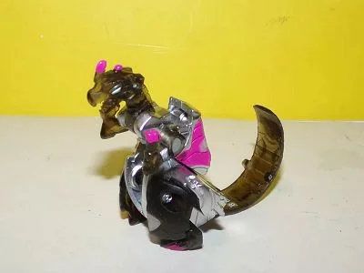 Darkus Dragonoid Core (EV PLatinum)