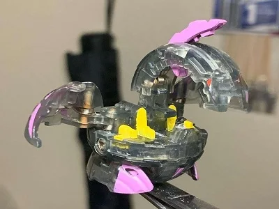 Darkus Naga (Translucent)