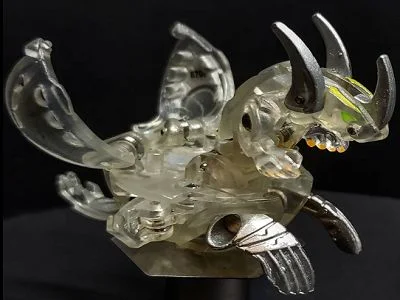Clear Lumino Dragonoid (Metalix)