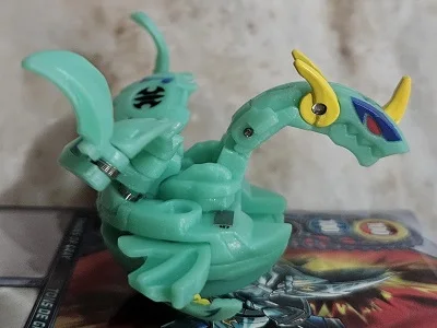 Aquos Ultra Dragonoid (BakuFlip)