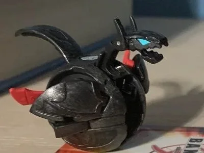 Darkus Pyro Dragonoid (BakuSteel)