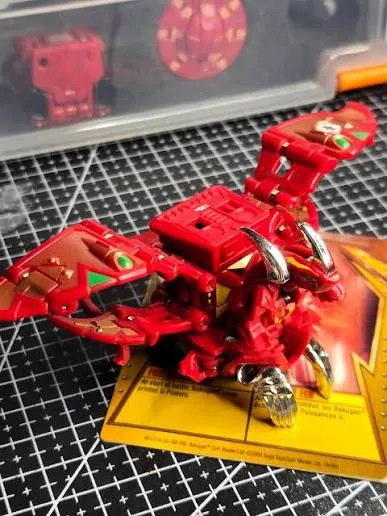 Lumino Dragonoid, photographed by umut_the_collector